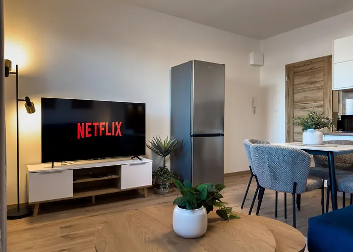 The Minimalist Apartament Nové Zámky